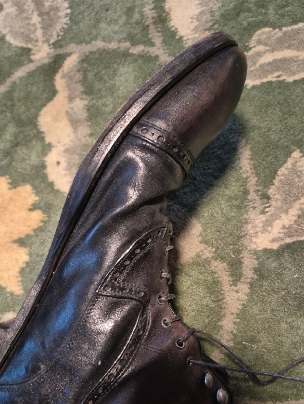 Men's Black Leather Lace-Up Cap-Toe Boots